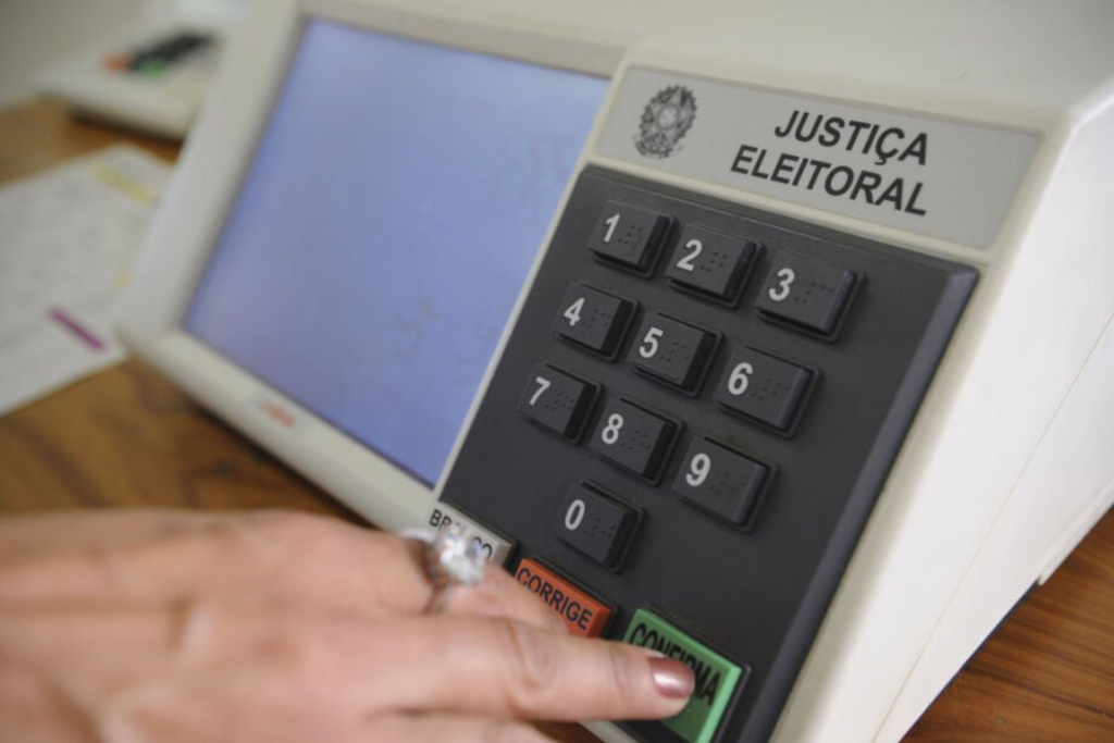 Voto facultativo: Mais de 216 mil eleitores em MS não são obrigados a votar nas Eleições 2026