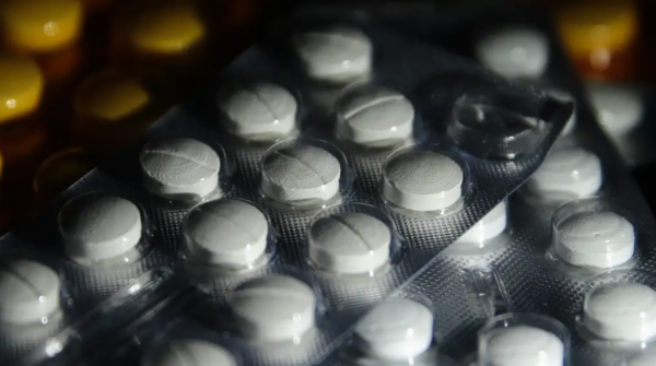 Fiocruz produzirá medicamento de alto custo para esclerose múltipla distribuído pelo SUS