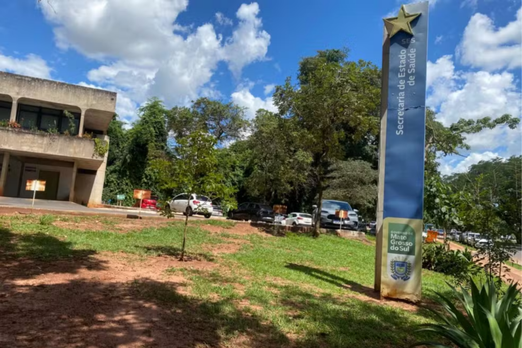 Governo de MS abre processo seletivo para profissionais da saúde com salários de até R$ 5,4 mil