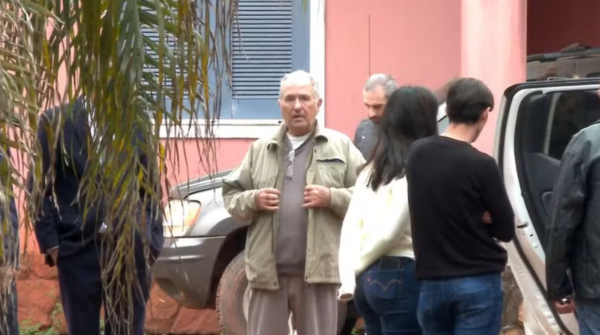 Médico é preso por posse irregular de armas após morte de esposa em Campo Grande