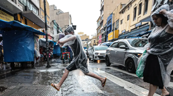 Inmet alerta para fim de semana de chuva em todo o país e chegada de ciclone na segunda-feira