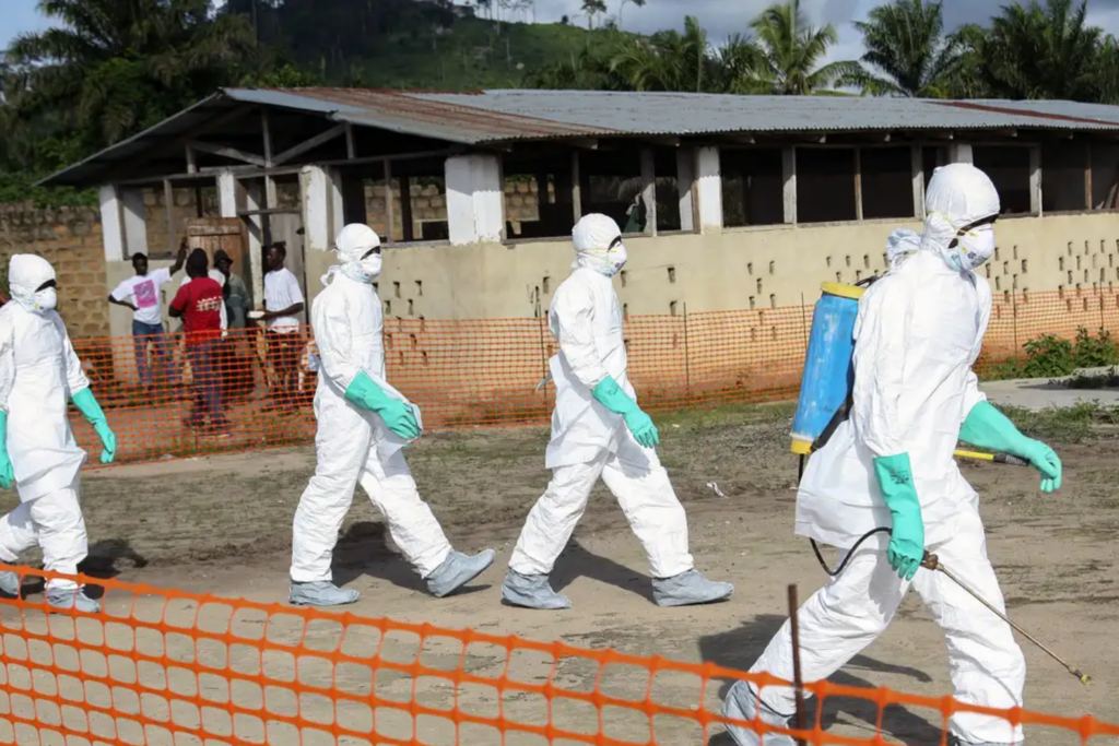 Três voluntários da Cruz Vermelha morrem por infecção de ebola na República Democrática do Congo