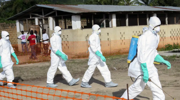 Três voluntários da Cruz Vermelha morrem por infecção de ebola na República Democrática do Congo