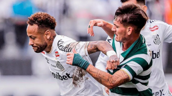 Coritiba domina o Santos, vence por 3 a 0 na Neo Química Arena e encosta no G-6