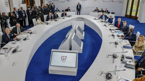 Lula viaja para Cúpula do G7 na França em meio a impasses comerciais com EUA e União Europeia