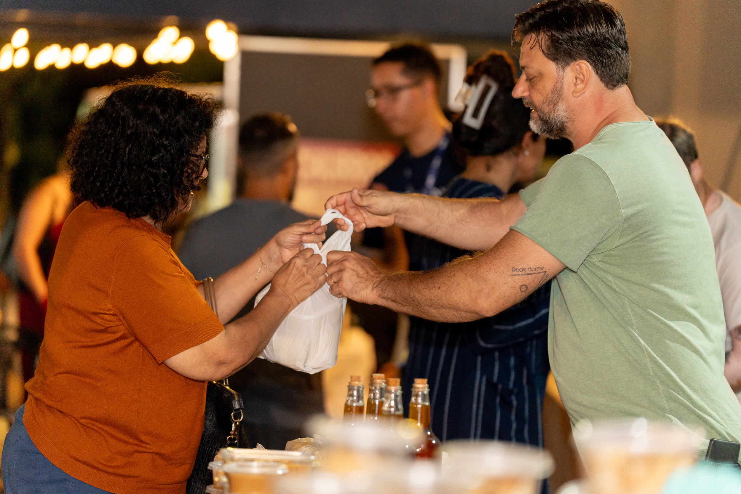 Feirinha da Casa Hub vira arraial junino com gastronomia típica e show gratuito na Afonso Pena