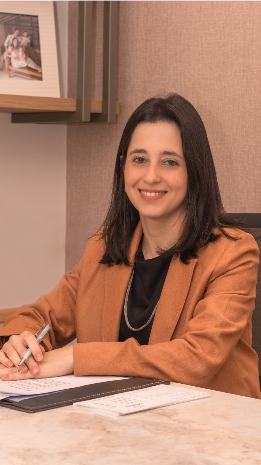 Junho Violeta: campanha alerta para o risco de coçar os olhos e a progressão do ceratocone
