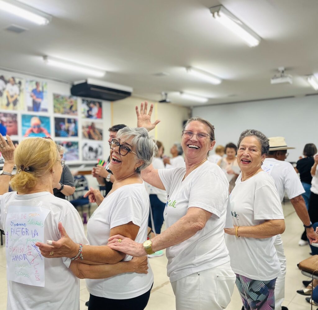 Junho Prata joga luz sobre o combate à violência e ao isolamento da pessoa idosa