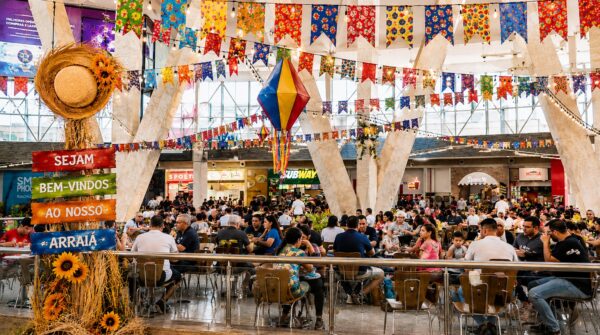 Festa junina em Campo Grande: Shopping Bosque dos Ipês recebe circuito com shows gratuitos e comidas típicas neste fim de semana