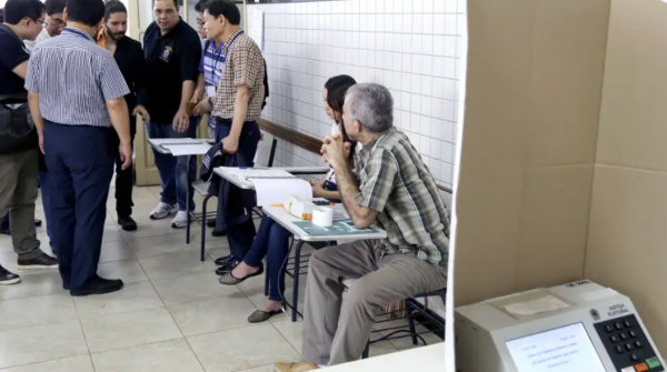 Justiça Eleitoral começa convocação de mesários para as eleições de outubro; veja como funciona