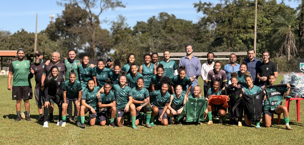 SESI/MS entrega novos uniformes ao Pantanal Feminino e reforça apoio ao futebol feminino em Mato Grosso do Sul