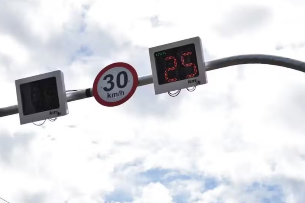 Novos radares de Campo Grande começam a multar motoristas nesta terça-feira; veja onde estão os equipamentos