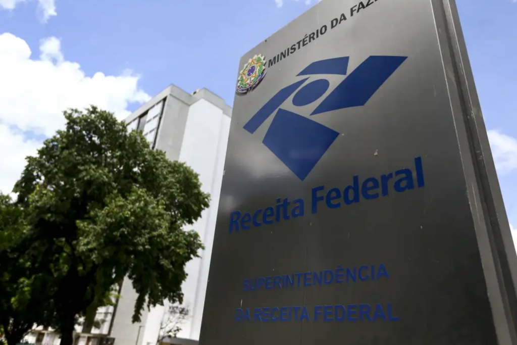 Receita Federal libera consulta ao 3º lote da restituição do Imposto de Renda 2026; pagamento será em 31 de julho