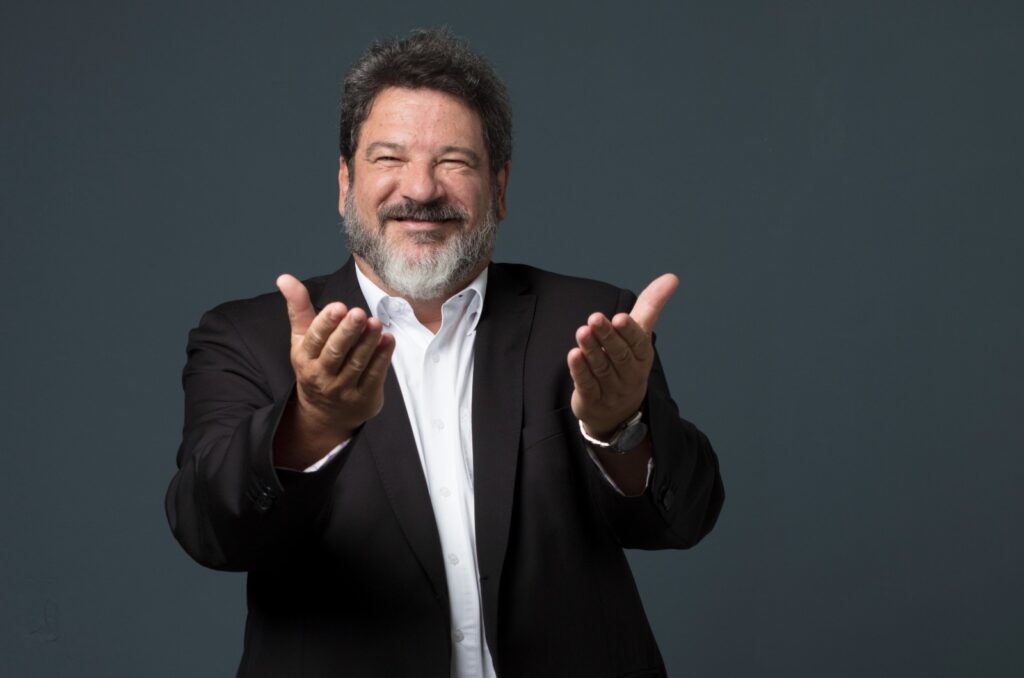 Mario Sergio Cortella fará conferência em Campo Grande sobre propósito, mudanças e os desafios do mundo atual