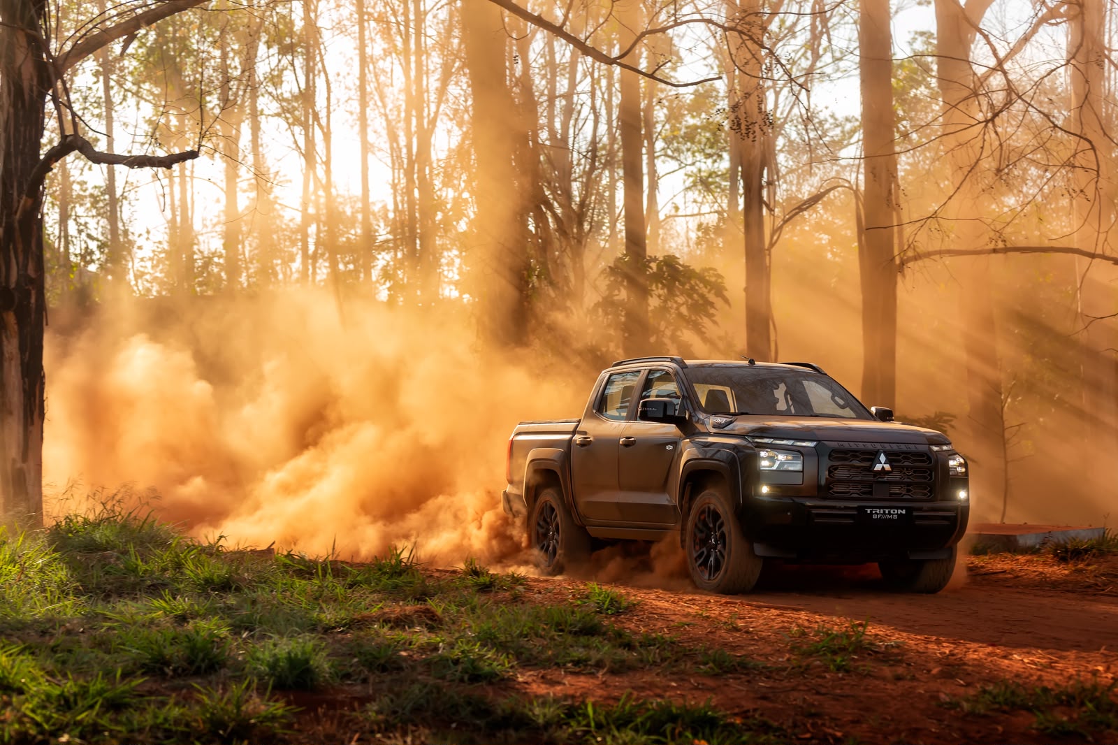 Sul-mato-grossenses desenvolvem picape exclusiva em parceria com a Mitsubishi Motors