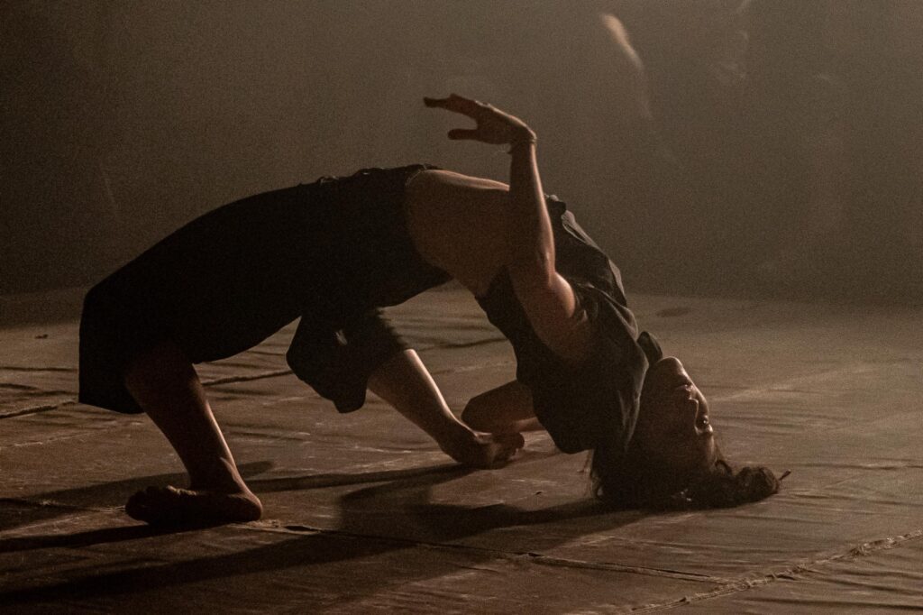 Campo Grande recebe oficina gratuita de improvisação em dança com Daniela Moraes