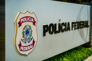 PF faz buscas após suspeita de plano contra embaixada e consulados dos EUA no Brasil
